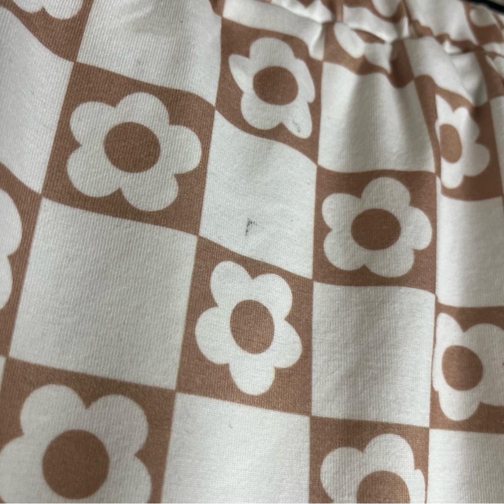 Princess Polly Cream and Brown Boot Cut Flare Pants Size 4 - Picture 6 of 7